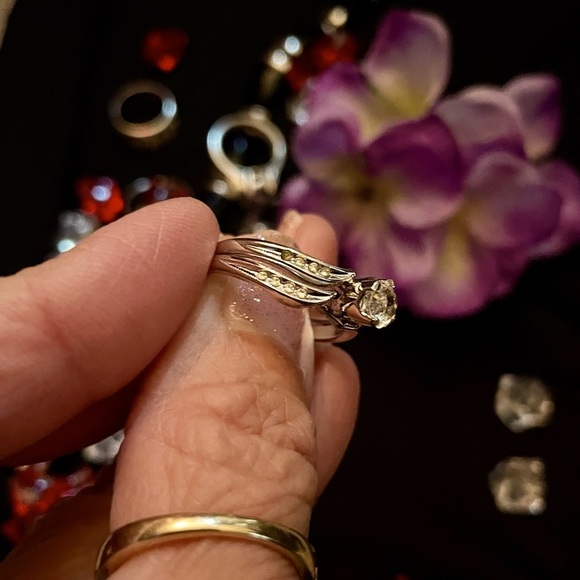 STERLING SILVER WHITE CZ RING - Picture 4 of 4